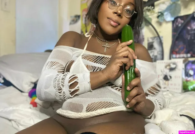 Ebunnybri OnlyFans Thumbnail #sNAGZ9VT7u