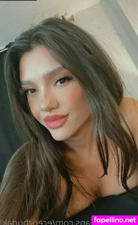 Ece Ozbudak 1 OnlyFans Thumbnail #DpcvDOegbV