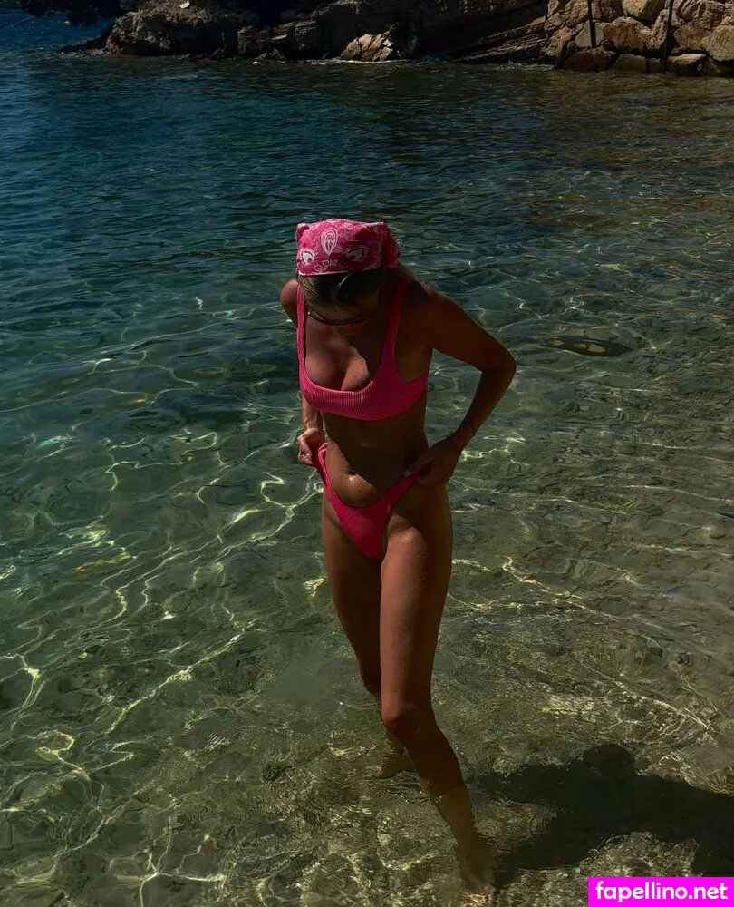 1ecemkaravus Nude Leaked OnlyFans Photo #2c1f3zyPJD