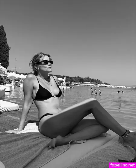 Ecem Karavus OnlyFans Thumbnail #SQ6TOpBwhl