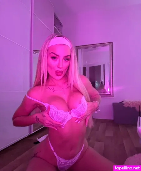 Edda Elisa 2 OnlyFans Thumbnail #umOTZkws6z