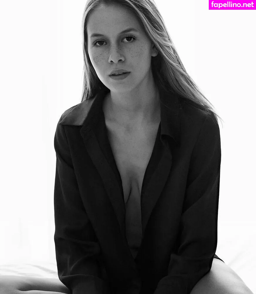 eden.secretmeadow, edenklorin Nude Leaked OnlyFans Photo #nYgEmX54IN