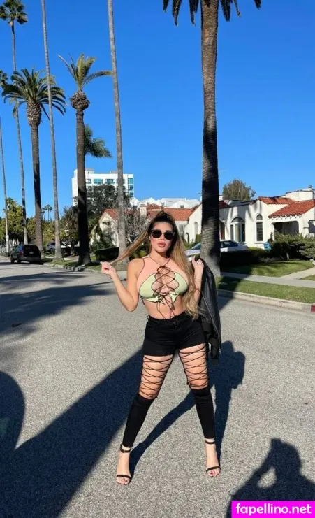 Eden Levine 1 OnlyFans Thumbnail #OKMWCigEWN