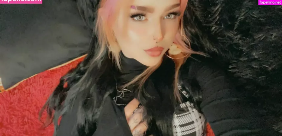 Edenxivy OnlyFans Thumbnail #RR4ItMU7IE