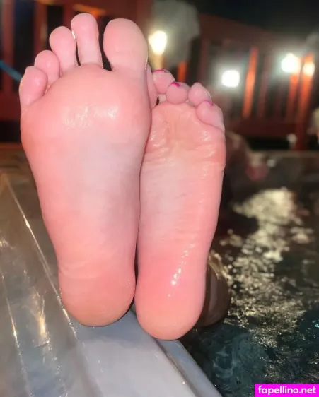 Edenxoxox OnlyFans Thumbnail #l8gHgf2fBq