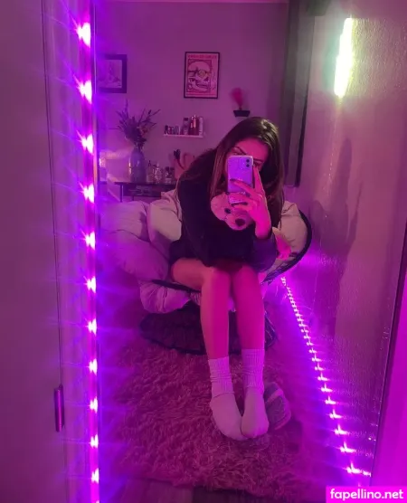 Edenxoxox OnlyFans Thumbnail #y1YaH9wHdT