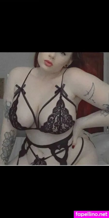 Edenxvoss OnlyFans Thumbnail #8jw2RQIFJk