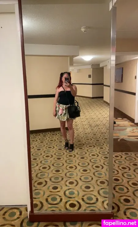 Edibleeden52 OnlyFans Thumbnail #5Eunp2waMf