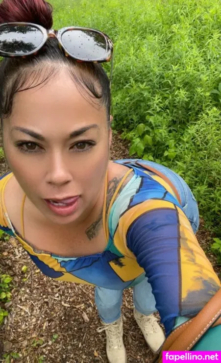 Edibleeden52 OnlyFans Thumbnail #MCH1MnyoRH