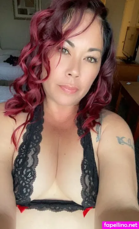 Edibleeden52 OnlyFans Thumbnail #NOsPPlHc8T