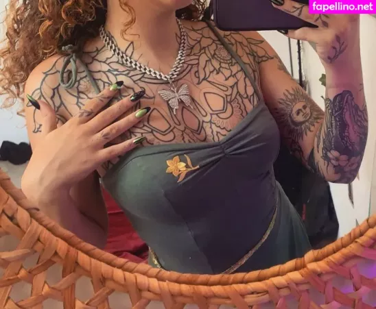 Edin Kary OnlyFans Thumbnail #I6265PAFq2