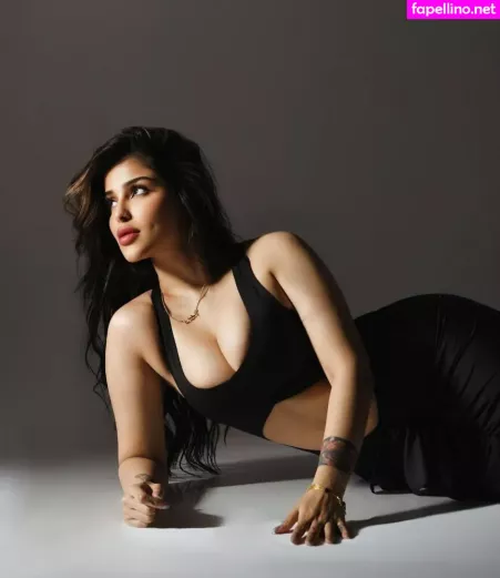 Edin Rose OnlyFans Thumbnail #DqjxupczWO