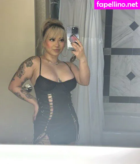 lilvietnamami, naughtytiahana, traceeey_k Nude Leaked OnlyFans Photo #BavA7Rdzhi