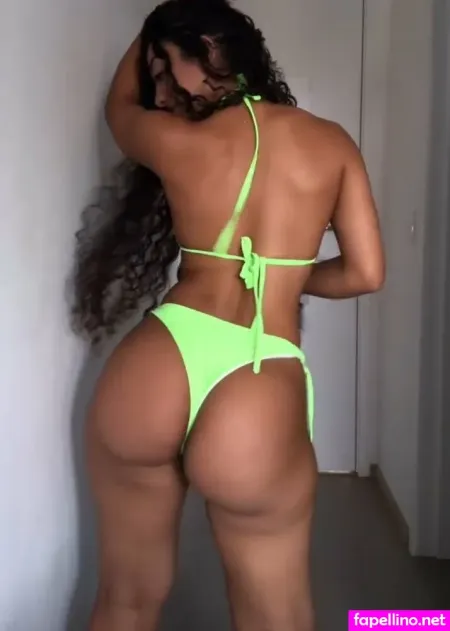 Edriane Dantas OnlyFans Thumbnail #JFaZNm0oAi
