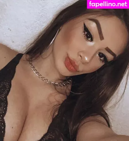 Eduarda Patricio OnlyFans Thumbnail #HMY4Q3NEJ0