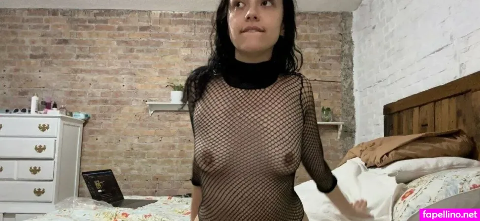 Eduarda Santana OnlyFans Thumbnail #a4mM5JyefI