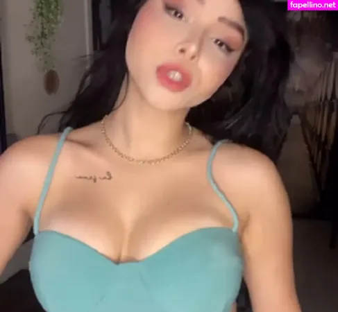 Eduarda Yuni OnlyFans Thumbnail #4jSPXui4Jt