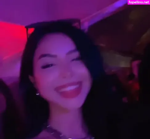 Eduarda Yuni OnlyFans Thumbnail #H2i9glxeXc