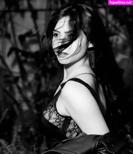 Eduarda Yuni OnlyFans Thumbnail #ZsLKluFMKM