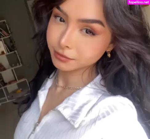 Eduarda Yuni OnlyFans Thumbnail #kYi6AngIo8