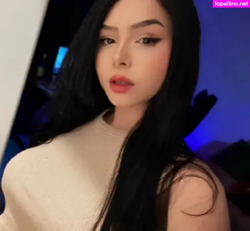 Eduarda Yuni OnlyFans Thumbnail #r6wL34v77v