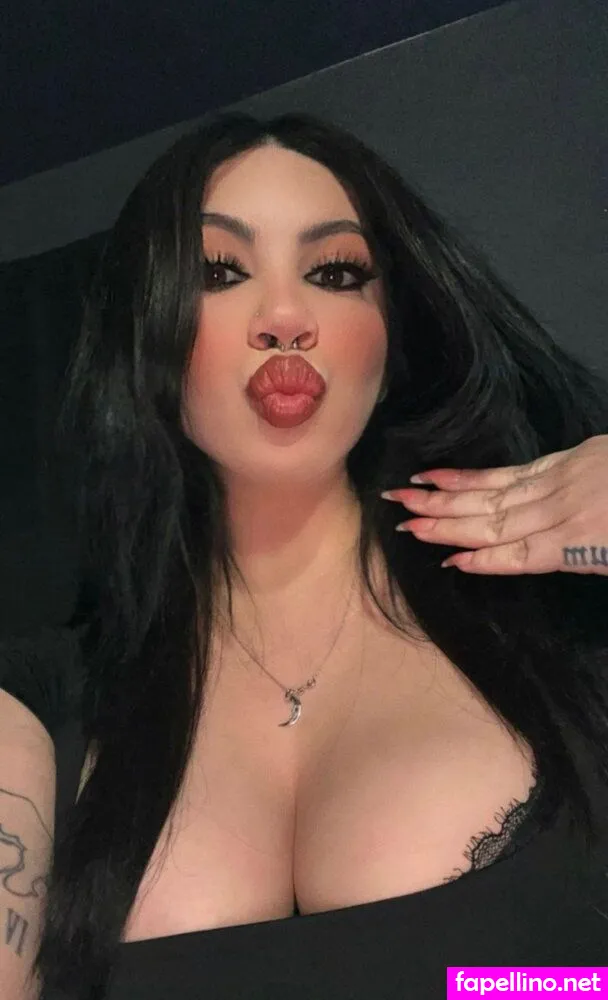 bre5anna, edwardspidermonkey, hannah_pilgrim Nude Leaked OnlyFans Photo #U8Ax5jz1R2