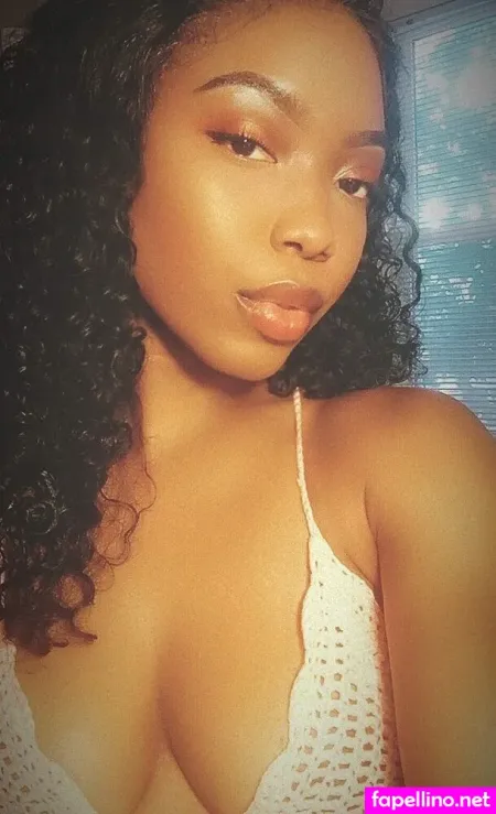 Edwina Wehjla OnlyFans Thumbnail #oEduGkzaX9