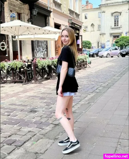 Eeemily OnlyFans Thumbnail #MdOsGq0QnK