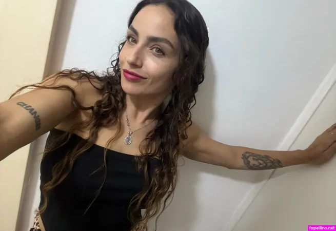 Eeemilys22 OnlyFans Thumbnail #LtUdCPRS4F