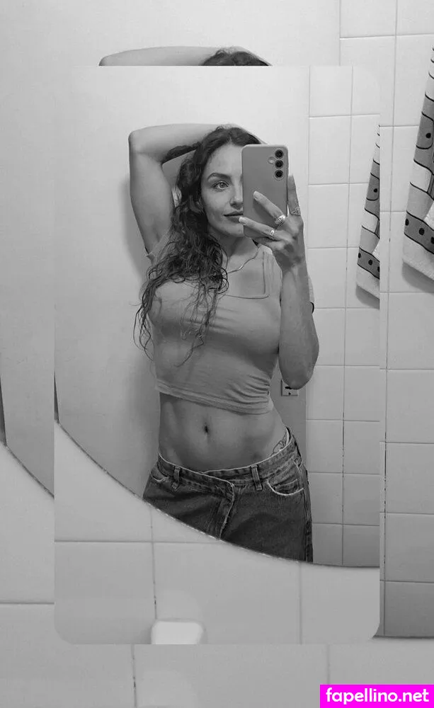 e.mily_22, eeemilys22 Nude Leaked OnlyFans Photo #hTuDFUsl1E