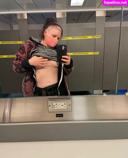 Eeemmmthegoddess OnlyFans Thumbnail #Pez1eVFau1