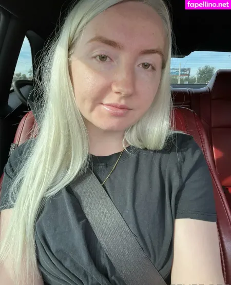 Eevee Bee OnlyFans Thumbnail #NgLjIBgYSQ