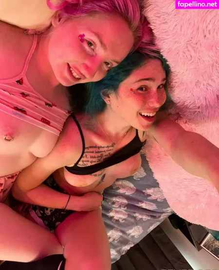 Eevee Bee OnlyFans Thumbnail #P9FTzRo96k