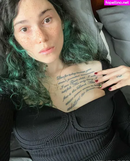 Eevee Bee OnlyFans Thumbnail #lGAAFyMJtJ