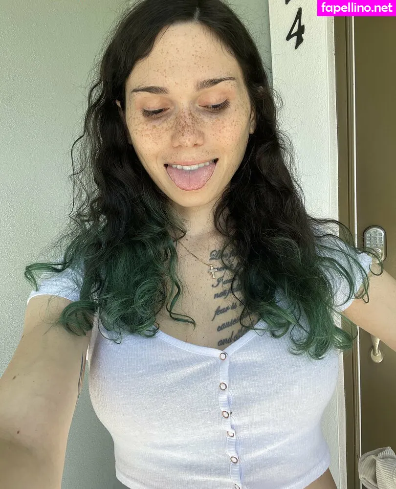 eeveebee, eeveebeevip Nude Leaked OnlyFans Photo #EGATNt2Txj