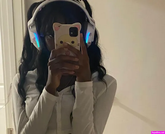Ef4iryy OnlyFans Thumbnail #7PlRtv2KRP