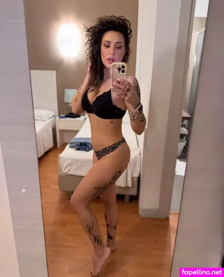 Effeemme1free OnlyFans Thumbnail #8P1ZXDcr33