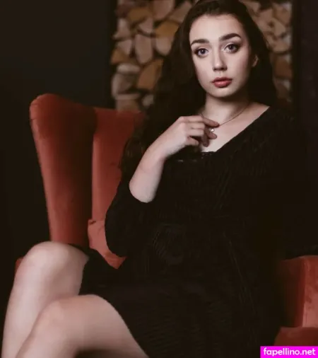 Effie Balconii OnlyFans Thumbnail #Yv5YTq8epe