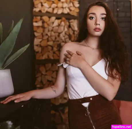 Effie Balconii OnlyFans Thumbnail #fdmIS2wh0A