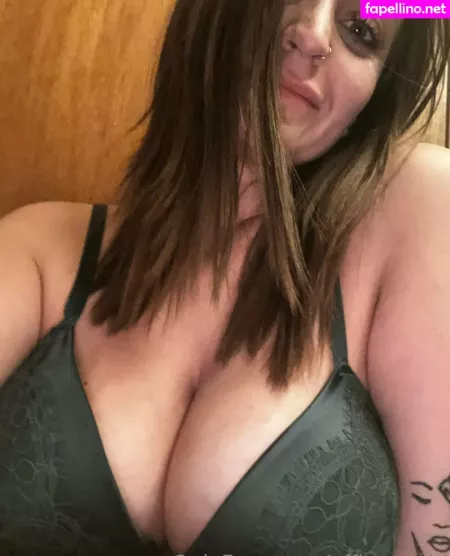 Effiesworld OnlyFans Thumbnail #Oumi0s5ivq