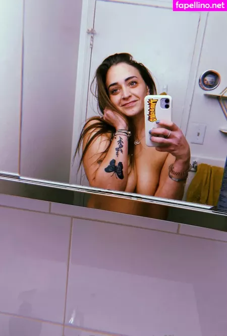 Effiesworld OnlyFans Thumbnail #t29gSXFlCR