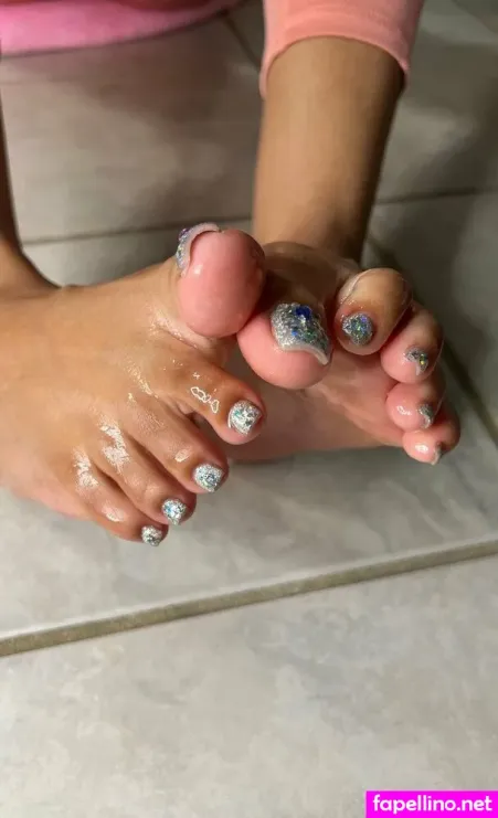 Effthemtoesog OnlyFans Thumbnail #2AQ7QJuiF5