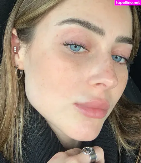 Effy Palarya OnlyFans Thumbnail #AzmfWEJqTl