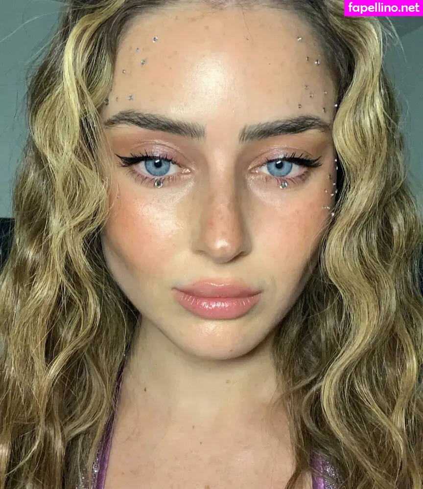 effypalarya, y.uwu1 Nude Leaked OnlyFans Photo #EdUrhp5JRz