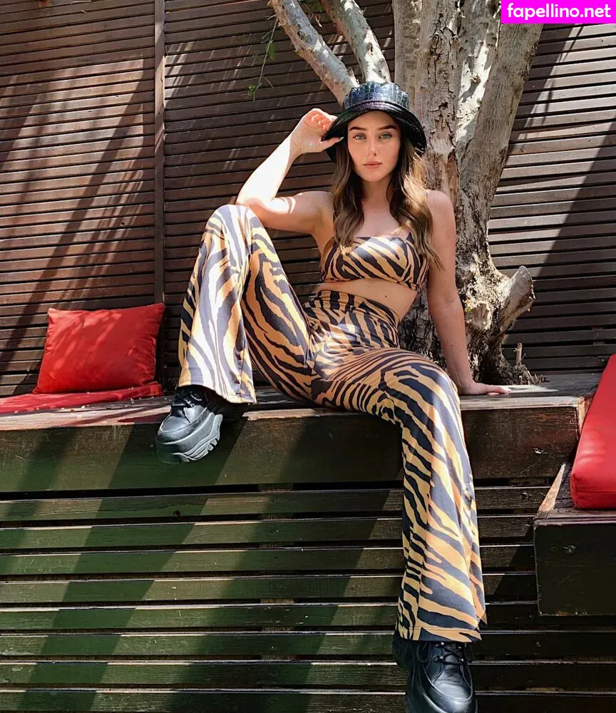 effypalarya, y.uwu1 Nude Leaked OnlyFans Photo #Ya7F2dv7CV