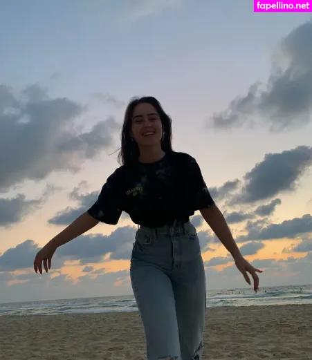 Effy Palarya OnlyFans Thumbnail #eOJcZH6zmK