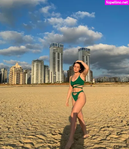 Effy Palarya OnlyFans Thumbnail #eR1w46E4lG