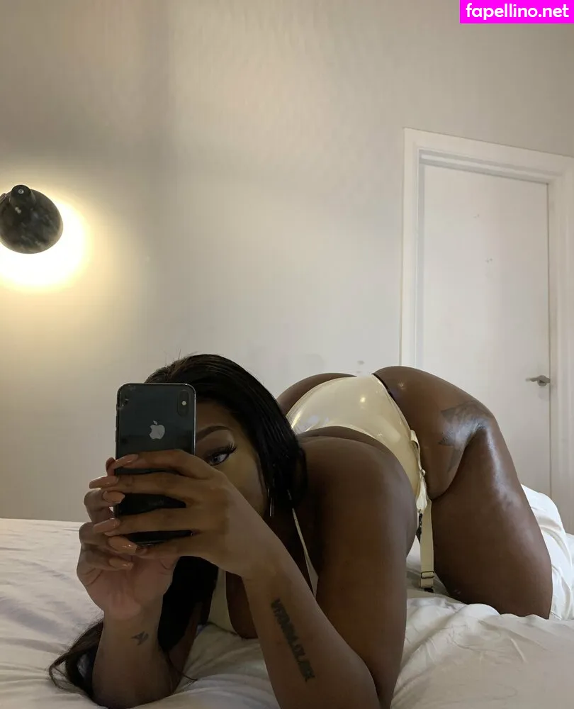 effyflamelondon Nude Leaked OnlyFans Photo #oXpN3ArRsS