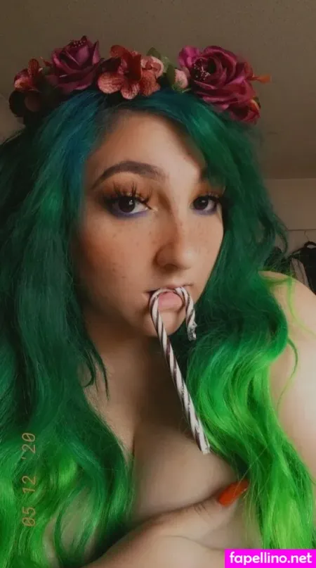 Effynikole OnlyFans Thumbnail #aaGrWBSpSm