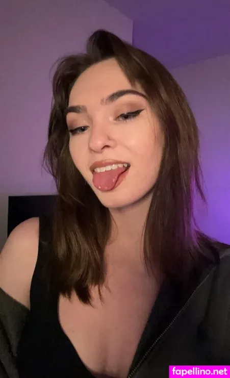 Egirlmo OnlyFans Thumbnail #2ej3d8ARkA